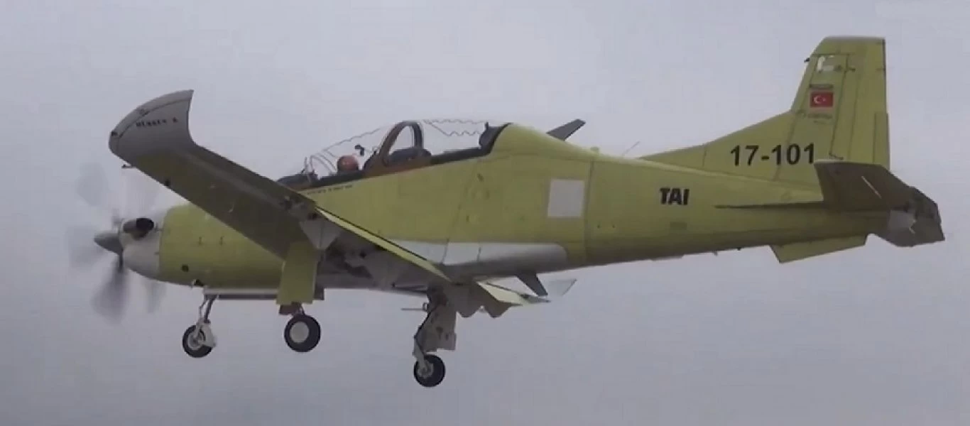 Συνετρίβη εκπαιδευτικό αεροσκάφος της τουρκικής Αεροπορίας (φώτο)